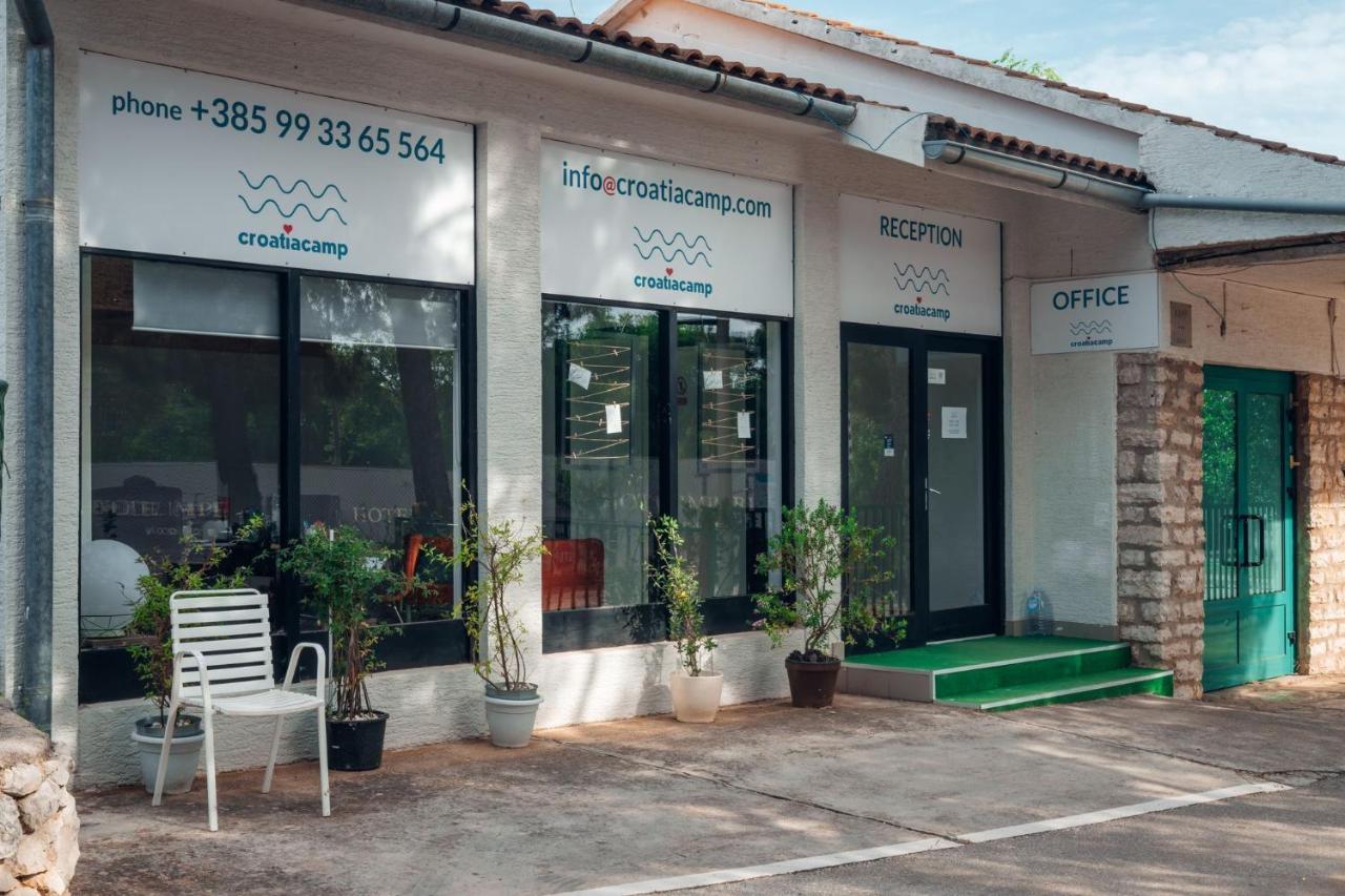 Hotel Croatia Camp Premium à Vodice Extérieur photo