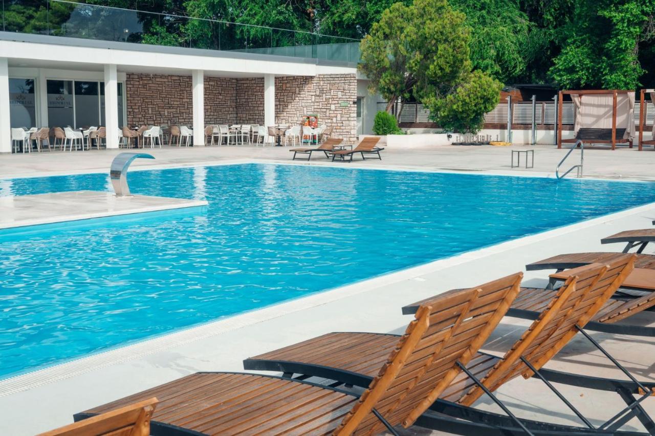 Hotel Croatia Camp Premium à Vodice Extérieur photo