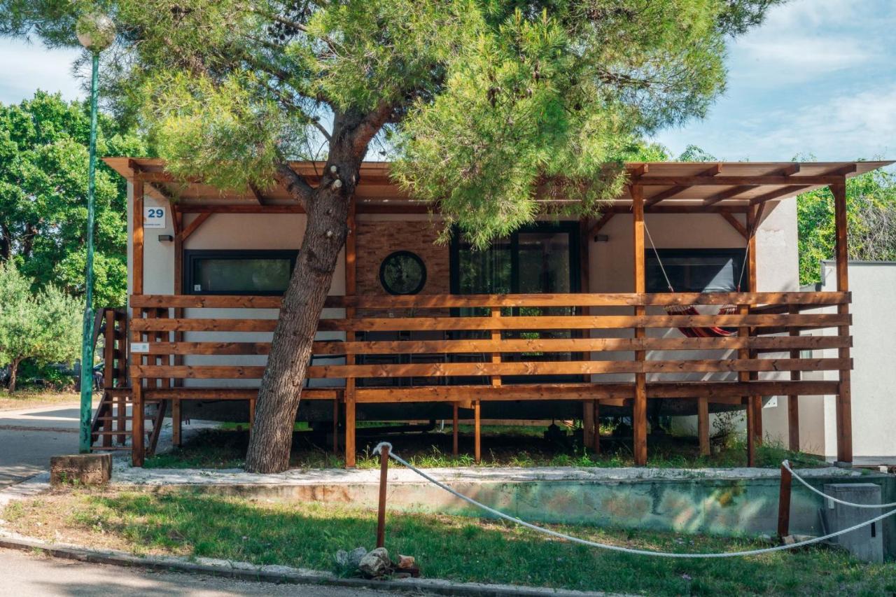 Hotel Croatia Camp Premium à Vodice Extérieur photo