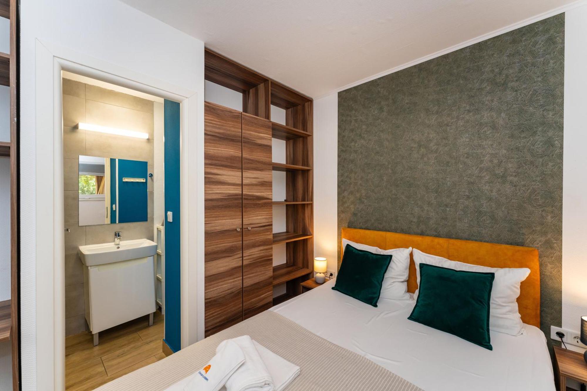 Hotel Croatia Camp Premium à Vodice Extérieur photo