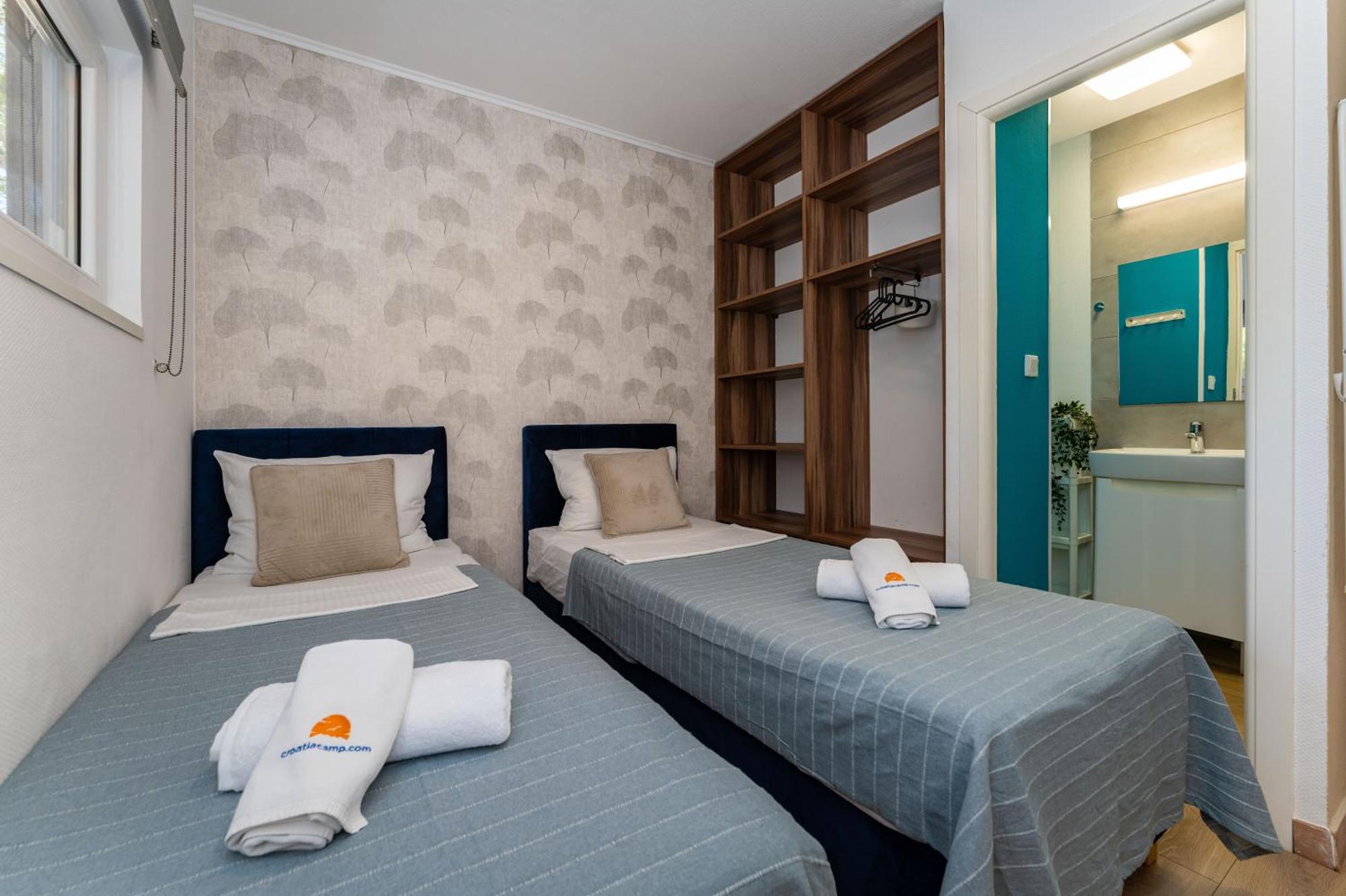 Hotel Croatia Camp Premium à Vodice Extérieur photo