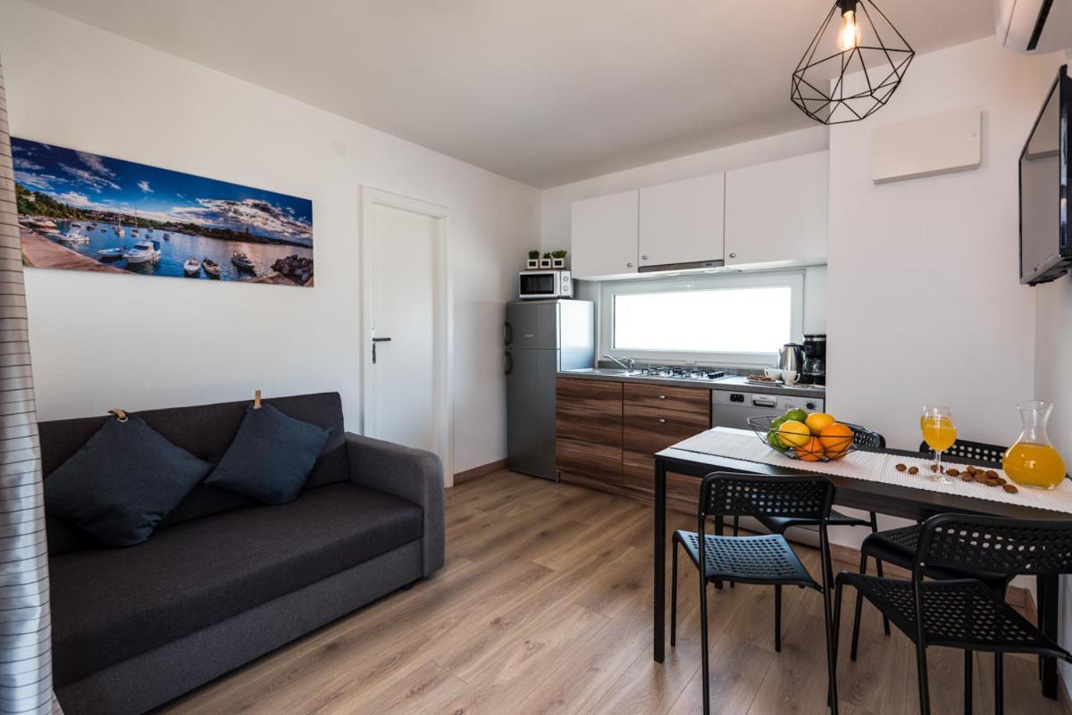 Hotel Croatia Camp Premium à Vodice Extérieur photo